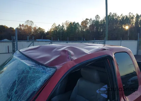 2003 Toyota Tacoma Base V6 из США, поврежденный, VIN 5TEWN72NX3Z232560